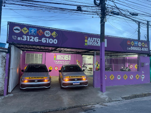 Autoescola 61 - Autoescola No Ibura