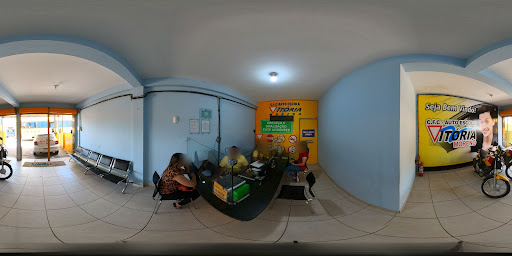 CFC Auto Escola Vitória - Moreno