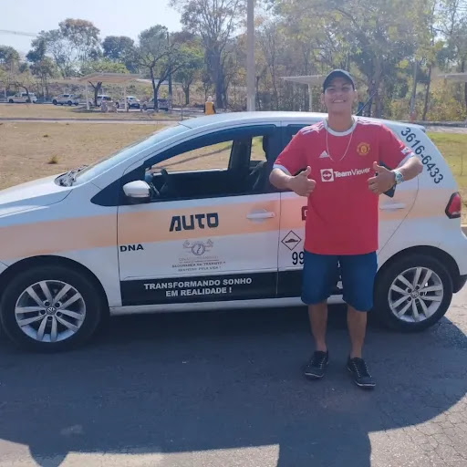 Auto Escola Dna Do Trãnsito