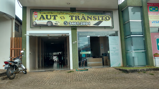 Centro de Formação de Condutores de Veículos Auto Trânsito