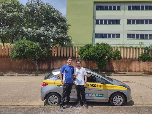 Auto Escola Brasil (unidade próx.Sesc)