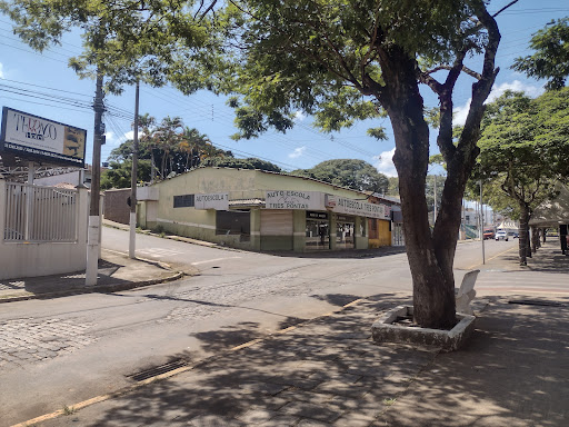 Auto Escola Três Pontas