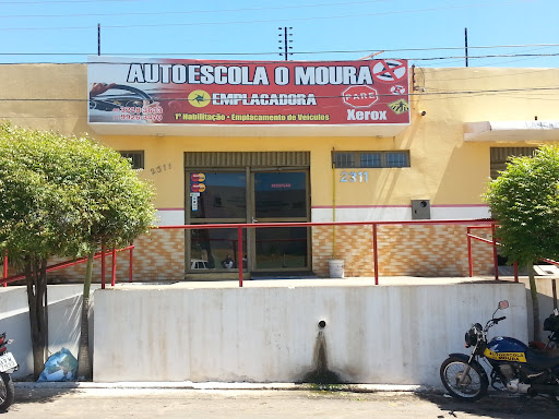 Auto Escola e Emplacadora O Moura