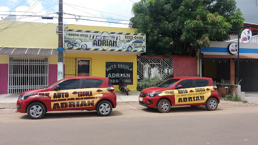Auto Escola Adrian