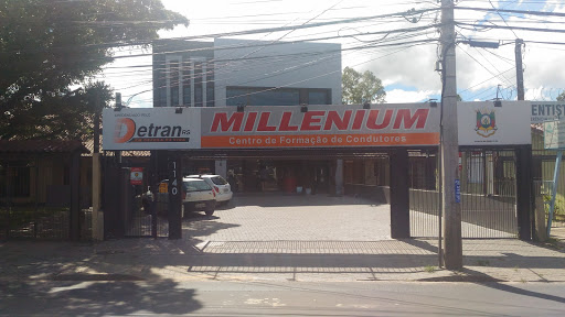 Centro de Formação de Condutores Millenium