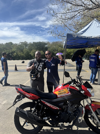 AUTO MOTO ESCOLA USA