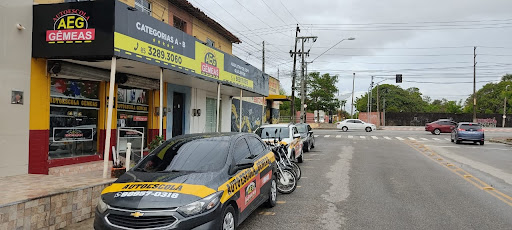 Auto Escola Gêmeas Castelão: Habilitação, Carteira de motorista em Fortaleza CE