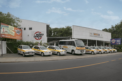Centro de Formação de Condutores Rumo Certo