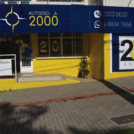Autoescola 2000