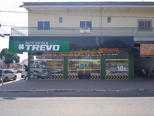 Auto Escola Trevo
