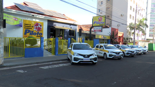 Auto Escola Piloto