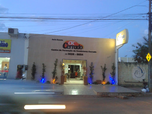 Auto escola Cerrado