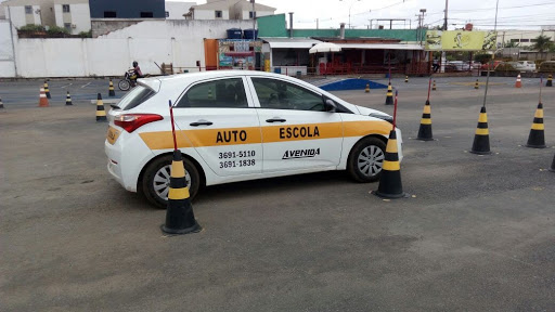AUTO ESCOLA AVENIDA